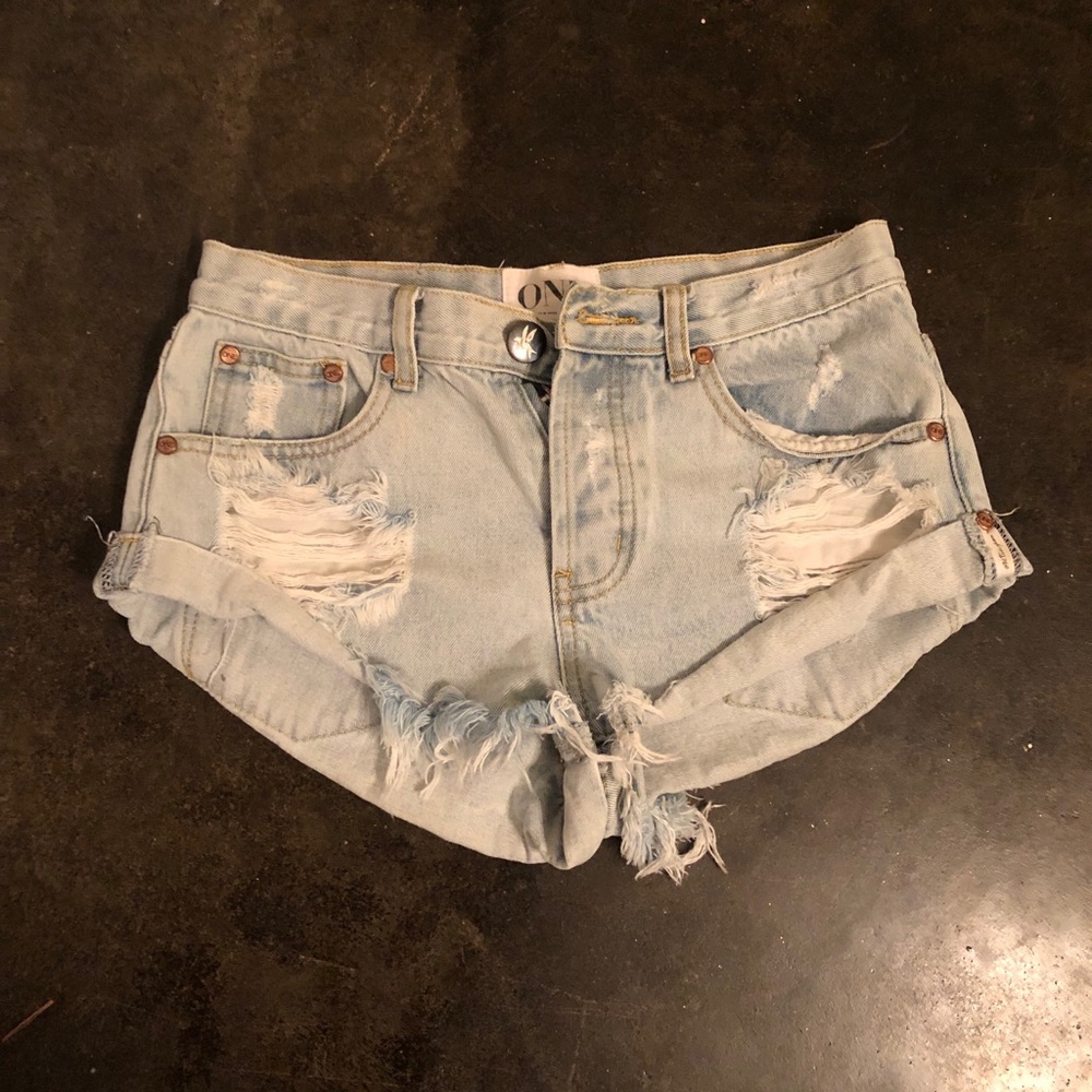 One teaspoon distressed shorts